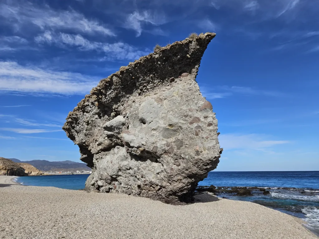 Playa-de-los-Muertos